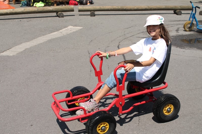 Village Camps International Summer Camp Leysin, Switzerland 2025-08-09 https://www.villagecamps.com/journals_admin/images/695-10-yellowgreenies (44).jpg